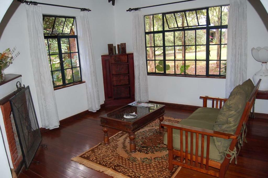 Karen Blixen Coffee Garden & Cottages 奈洛比 外观 照片